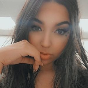 Meet your Posher, Annie